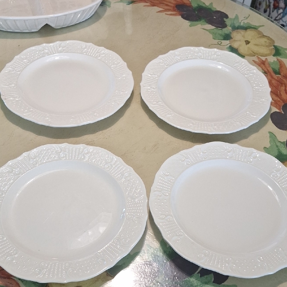 Canonsburg Pottery American Traditional Service For 4